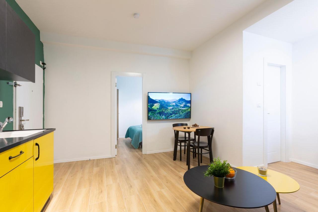 Airtlv - Hatikva Market Apartments Tel Aviv Bagian luar foto